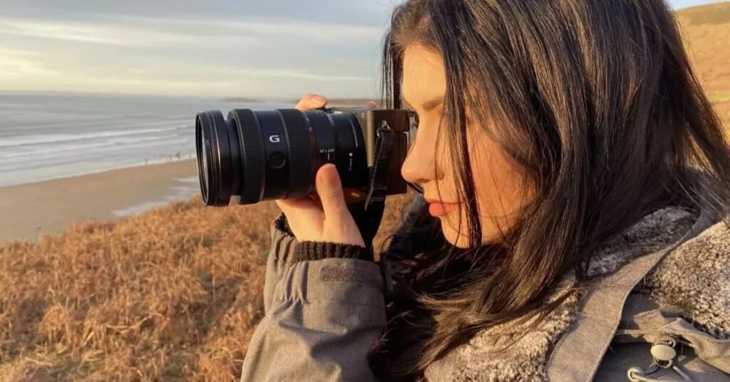 Mirrorless camera for wildlife